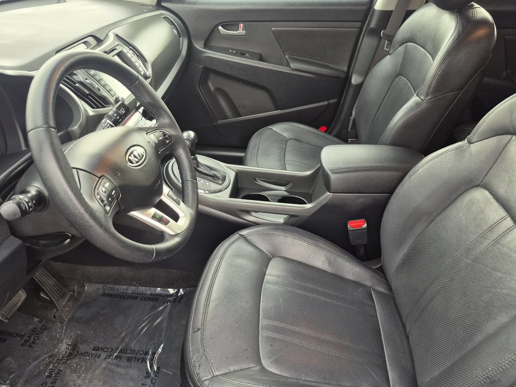 Used 2011 Kia Sportage EX w/ Premium Pkg w/Leather Seats FWD image 11