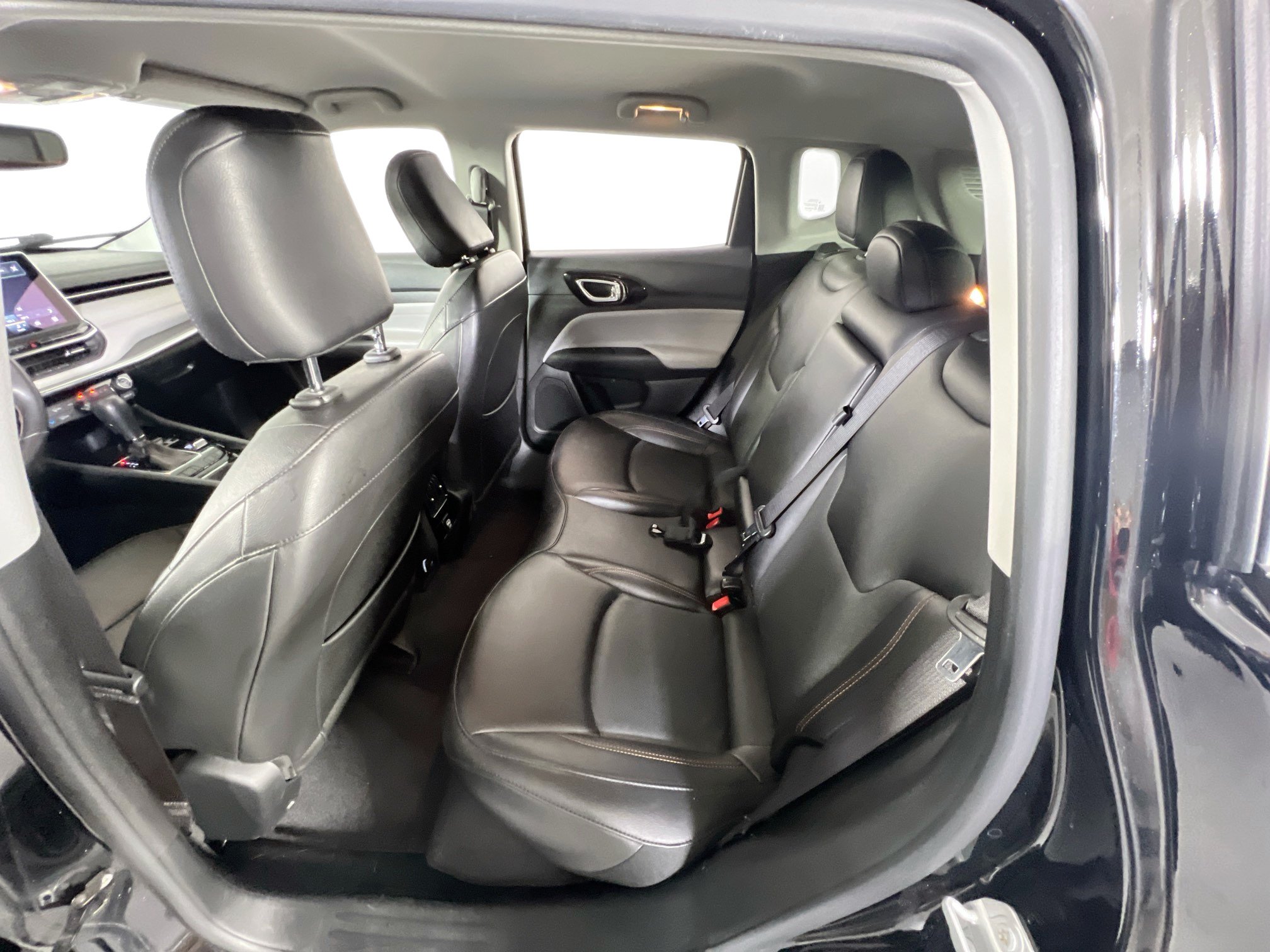 Used 2022 Jeep Compass Limited AWD/4WD image 22