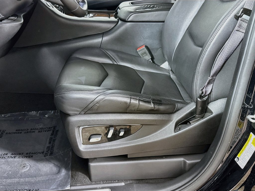 Used 2016 Cadillac Escalade Premium AWD/4WD image 24