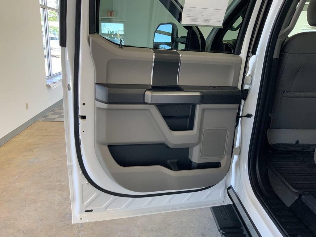 Used 2017 Ford F250 XLT w/ XLT Value Package AWD/4WD image 21
