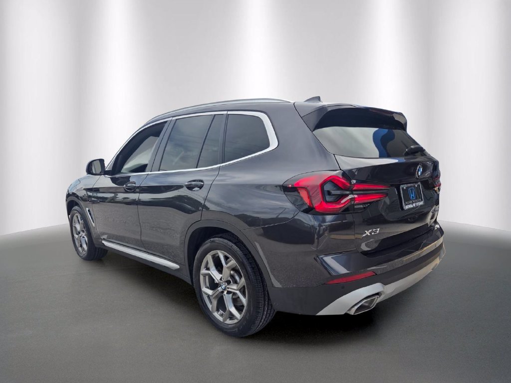 Used 2024 BMW X3 sDrive30i w/ Convenience Package RWD image 5