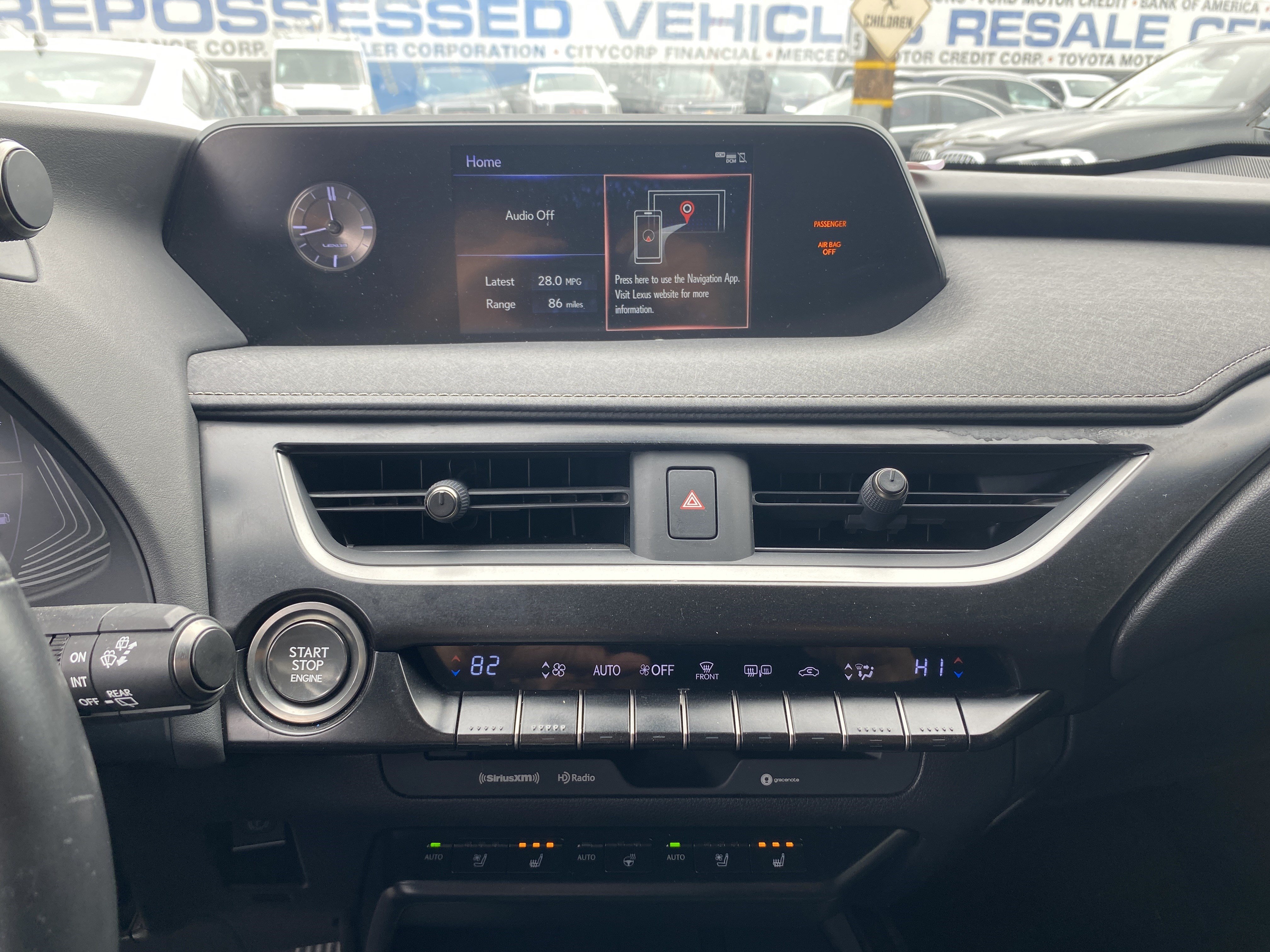 Used 2019 Lexus UX 200 w/ Premium Package FWD image 15