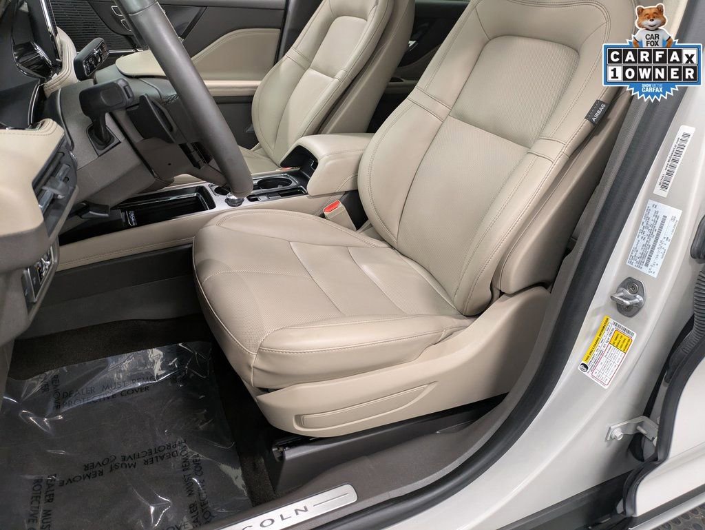 Certified 2022 Lincoln Corsair AWD w/ Equipment Group 101A image 9