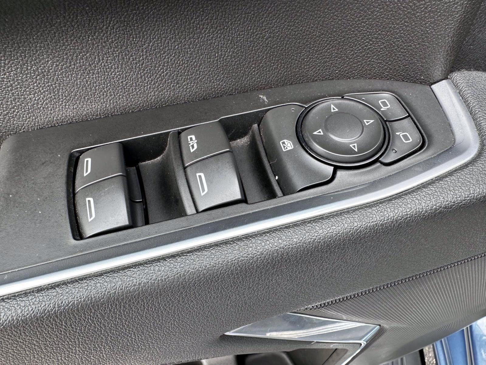 Used 2026 Chevrolet Silverado 2500 LT AWD/4WD image 9