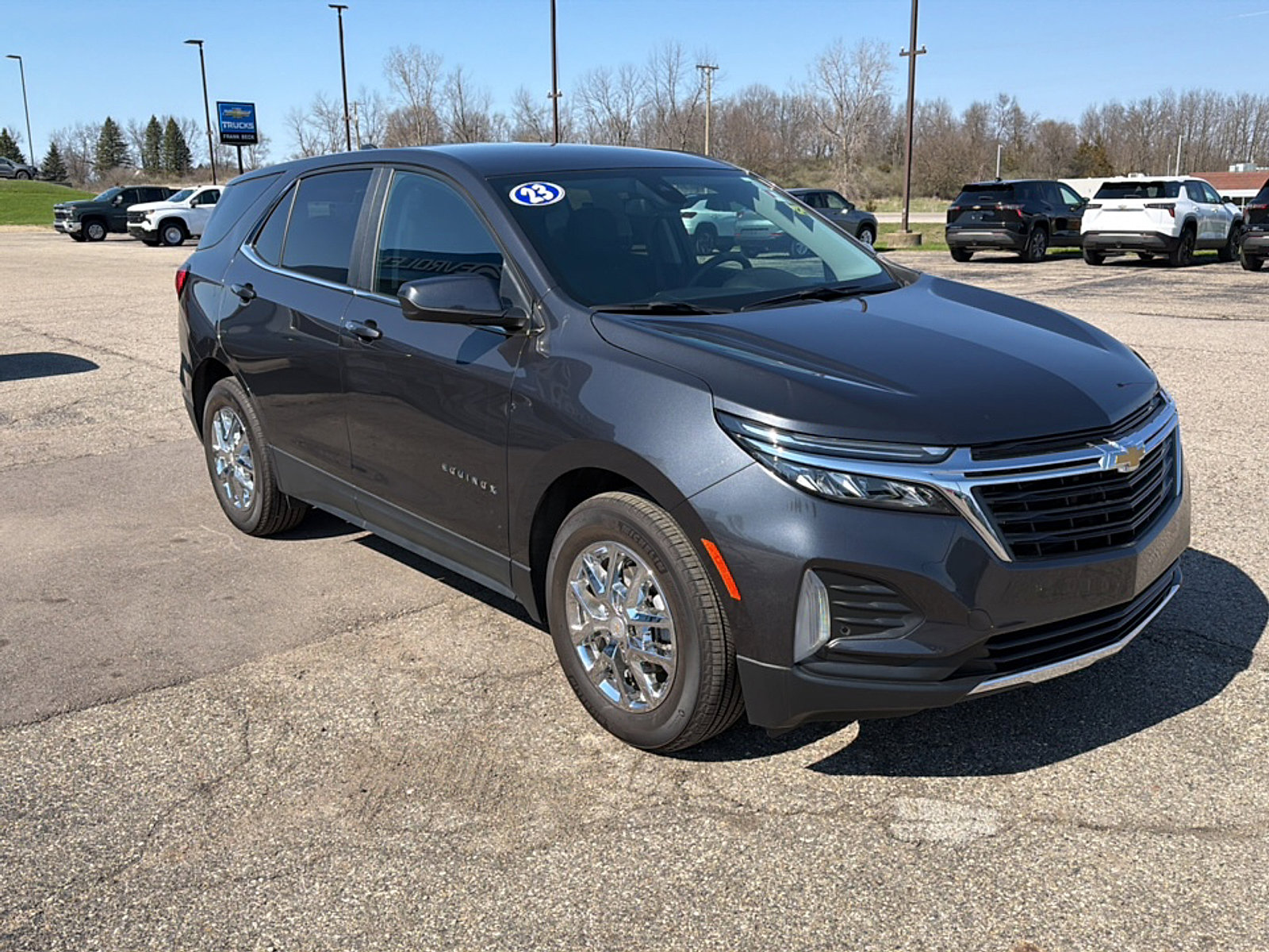 Used 2023 Chevrolet Equinox LT image 3