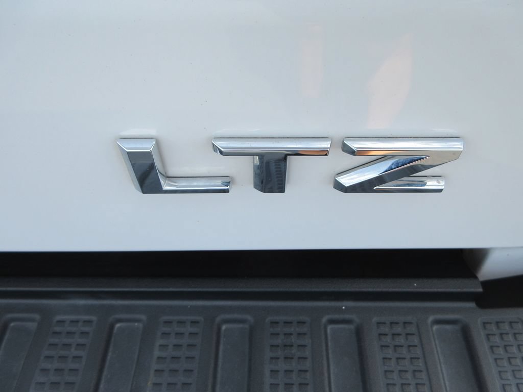 Certified 2020 Chevrolet Silverado 1500 LTZ w/ LTZ Texas Edition AWD/4WD image 12