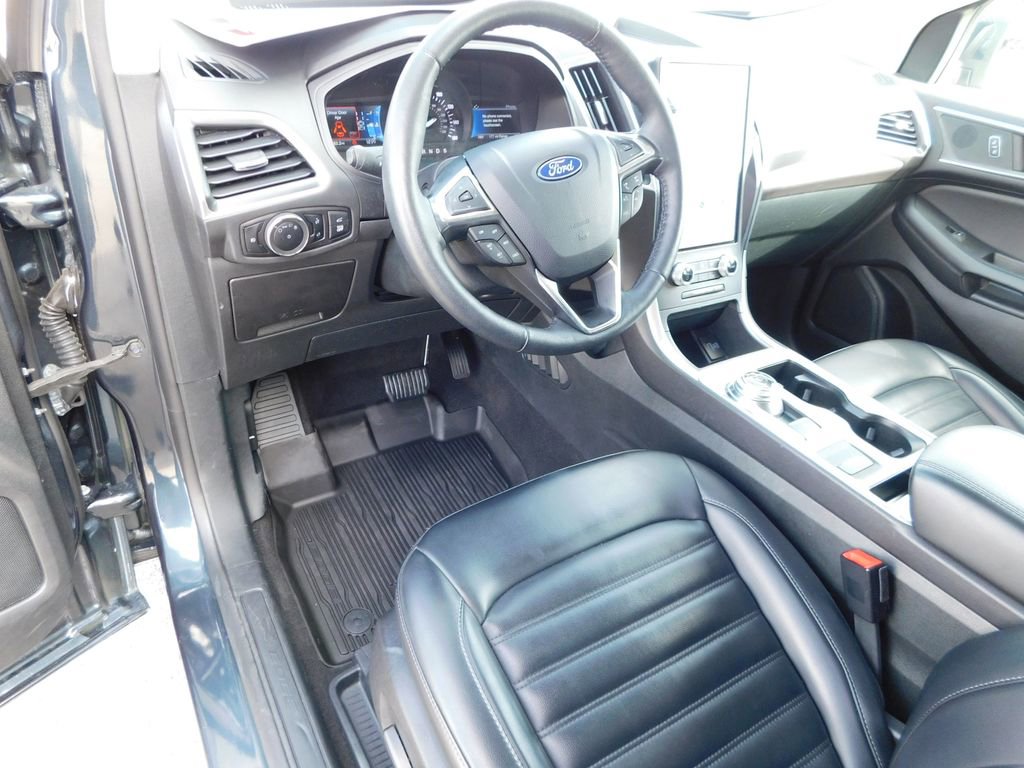 Used 2024 Ford Edge SEL w/ Convenience Package image 14