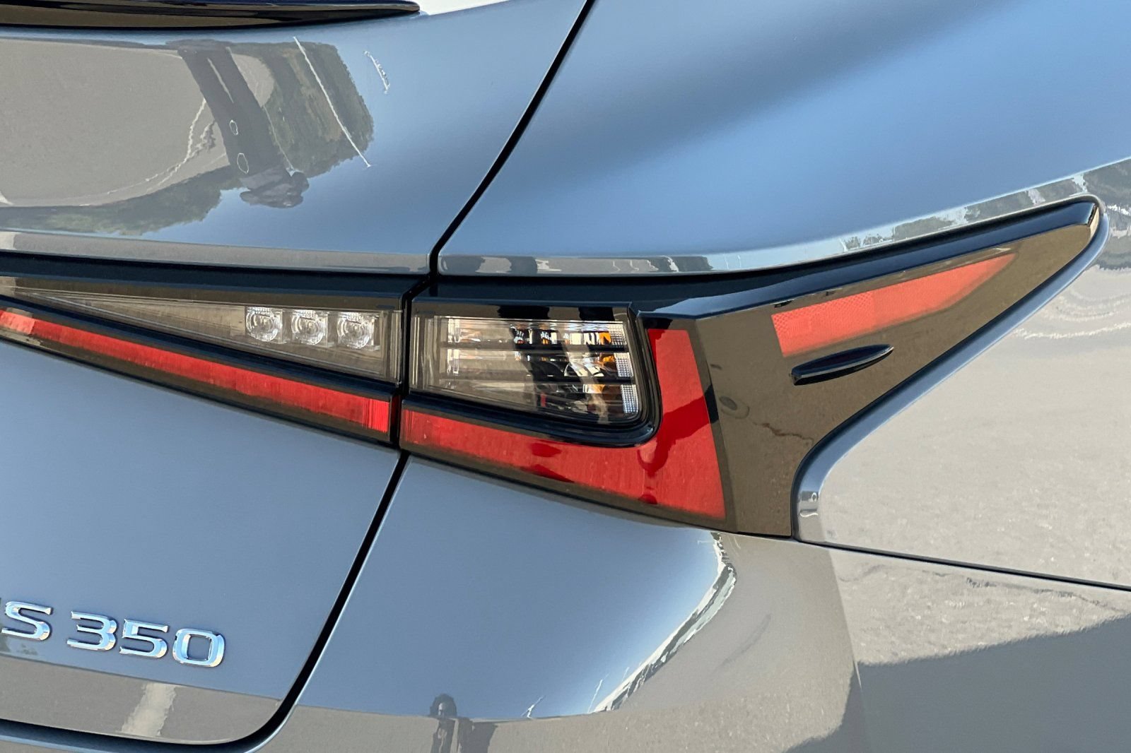 Used 2025 Lexus IS 350 F Sport RWD image 51