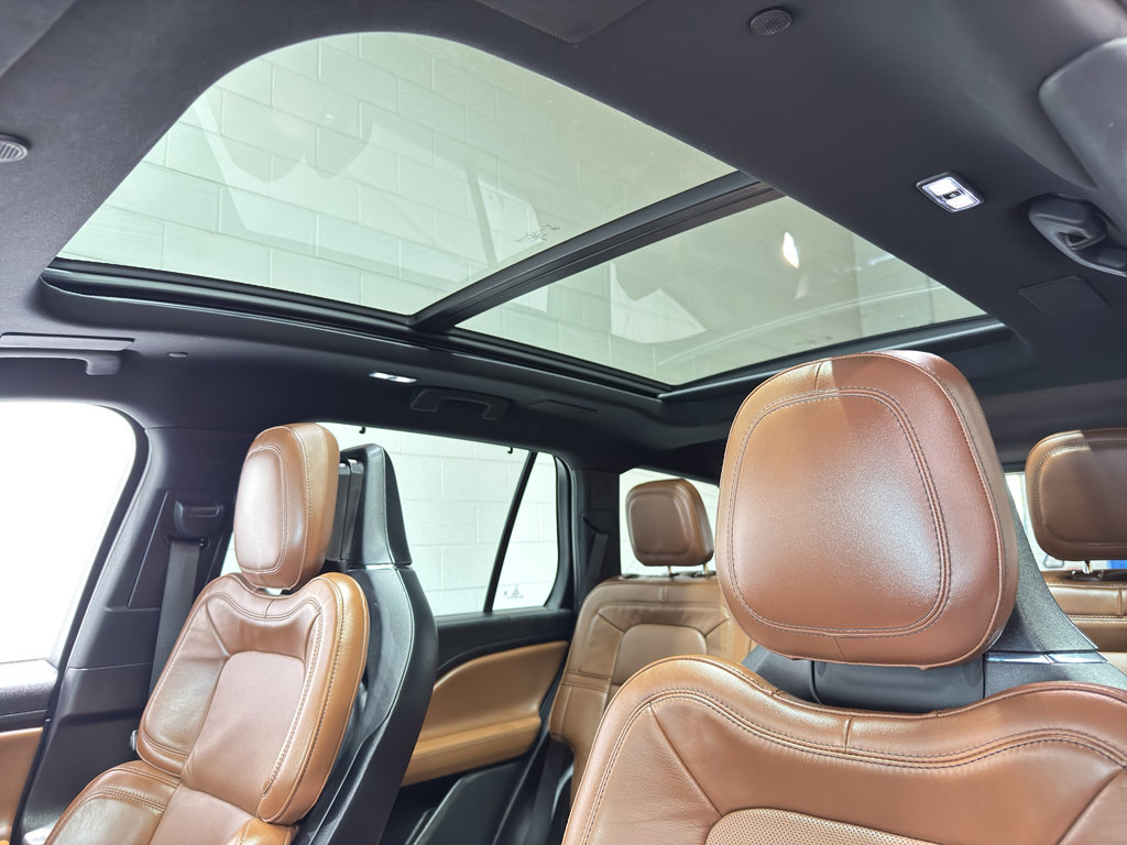 Used 2023 Lincoln Aviator Reserve w/ Equipment Group 201A image 43