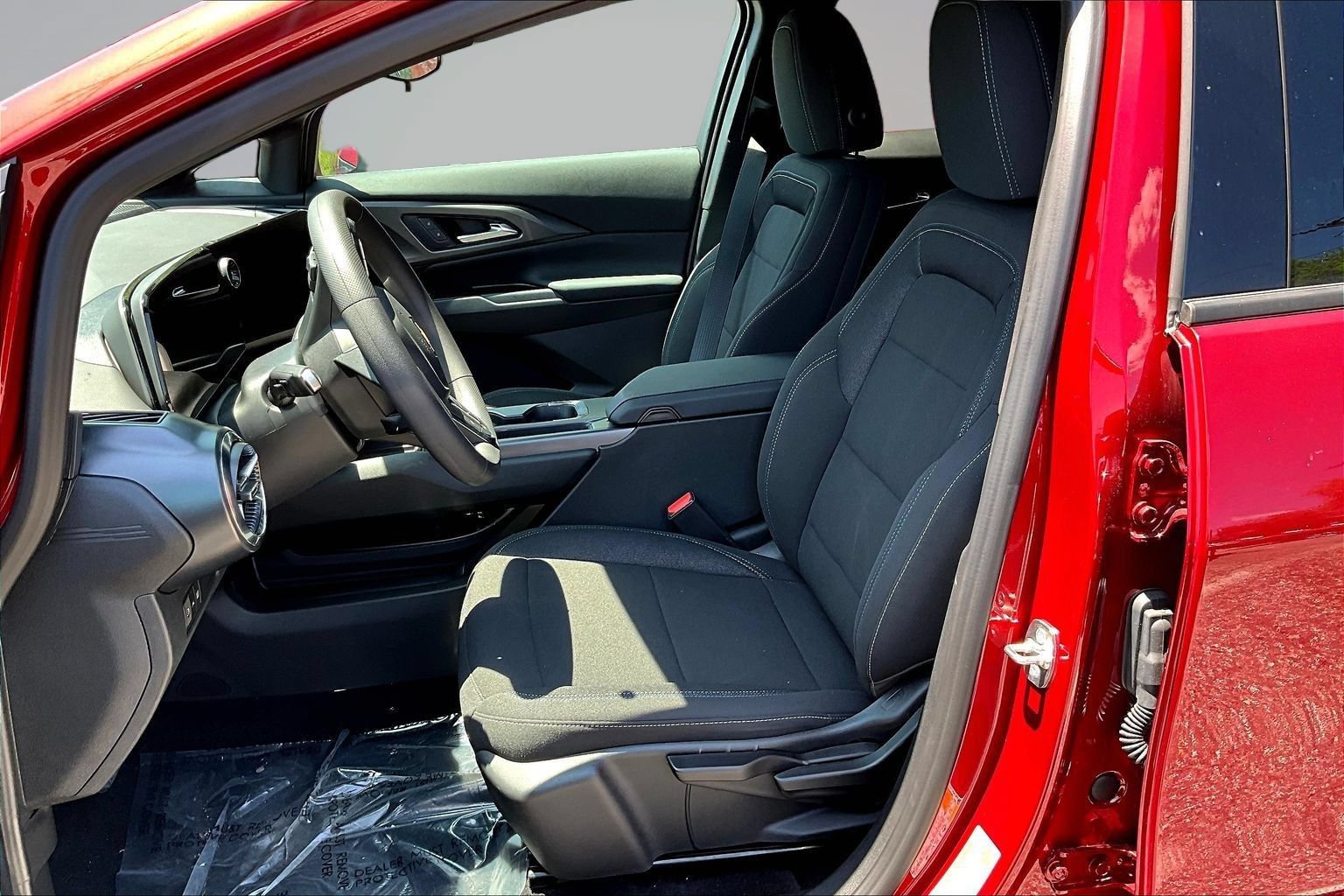 Used 2026 Chevrolet Equinox EV LT FWD image 21
