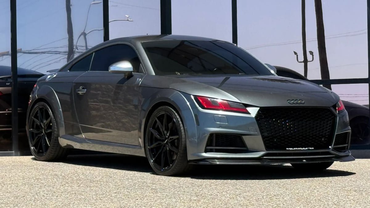 Used 2017 Audi TTS 2.0T Coupe w/ Technology Package AWD/4WD image 17