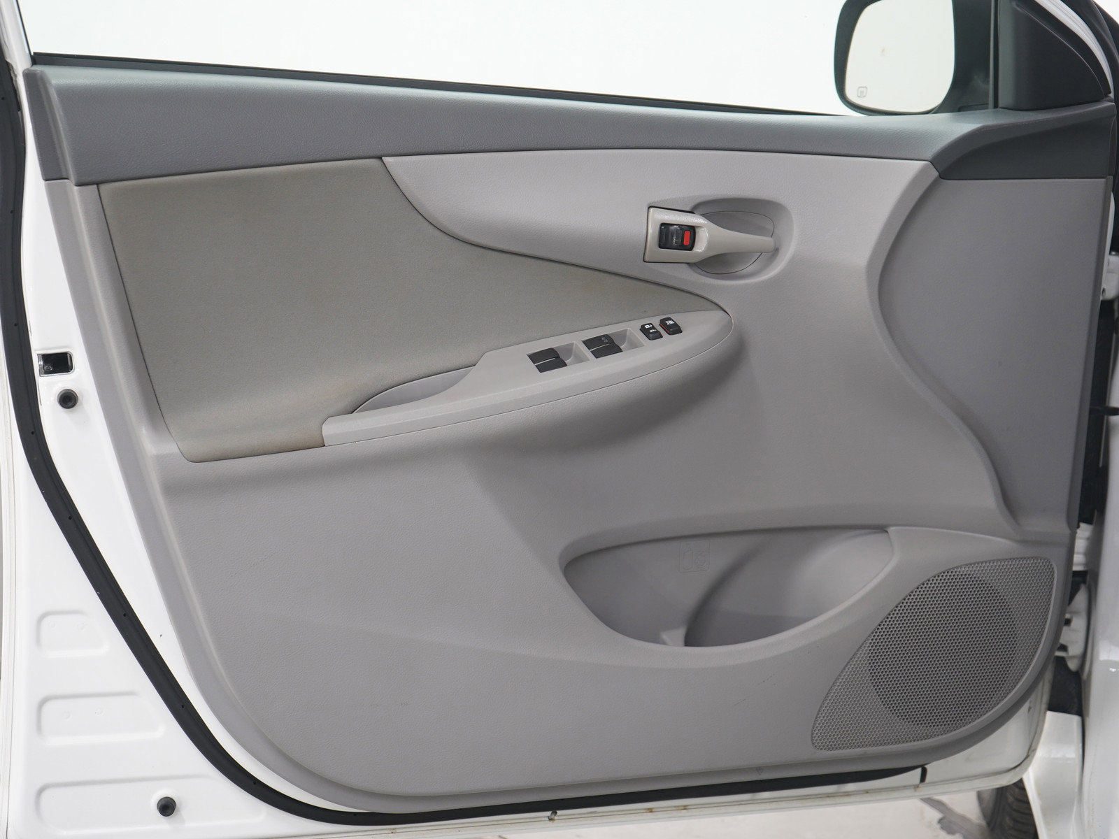 Used 2009 Toyota Corolla S image 17