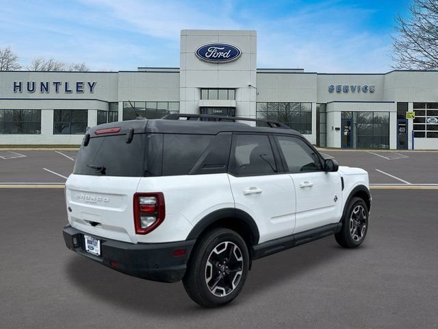 Used 2024 Ford Bronco Sport Outer Banks w/ Tech Package AWD/4WD image 4