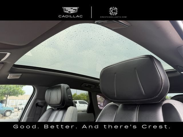 Used 2025 Cadillac Optiq Sport 1 w/ LPO, ONYX Package AWD/4WD image 26