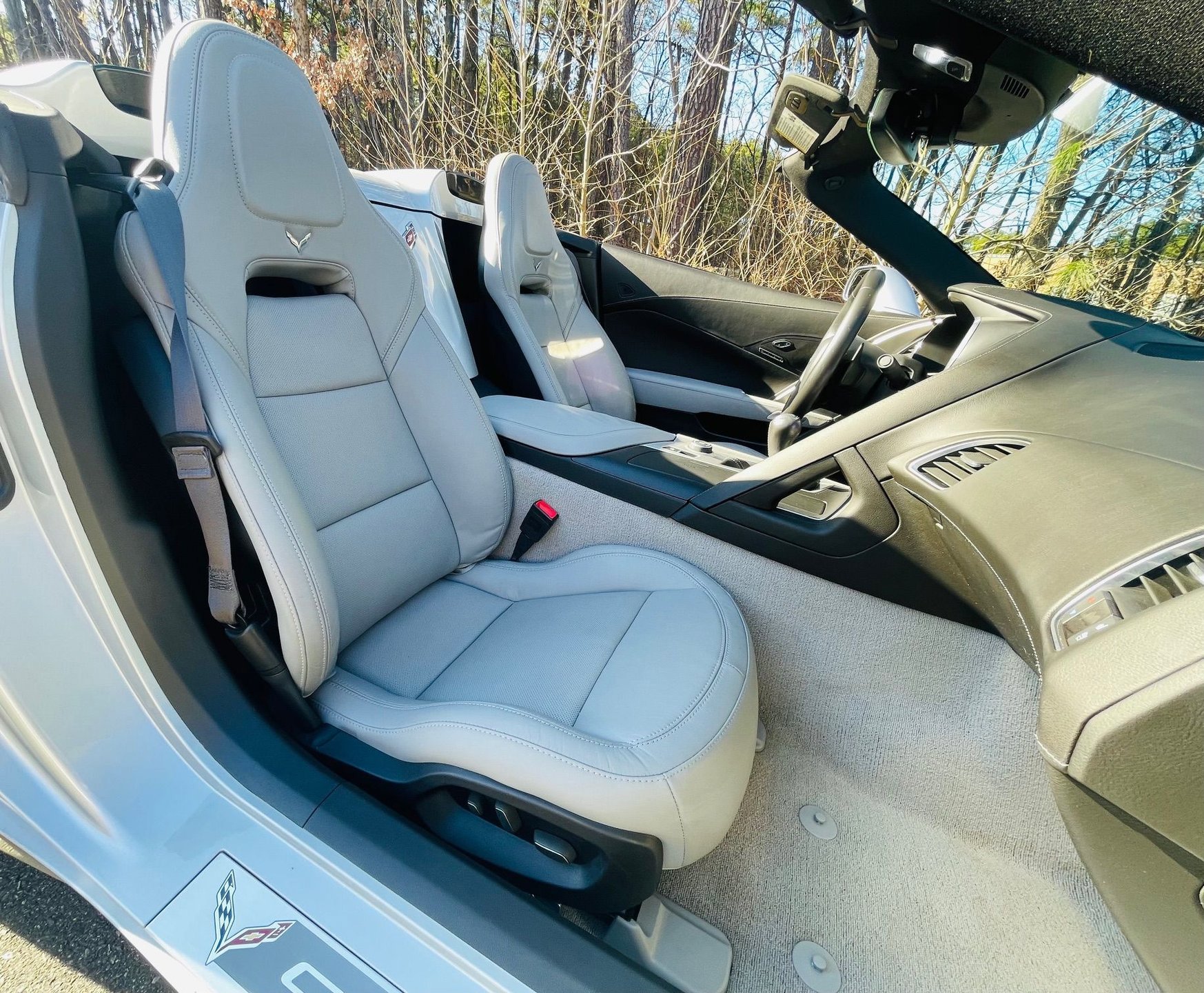 Used 2015 Chevrolet Corvette Stingray Convertible w/ 2LT Preferred Equipment Group image 42