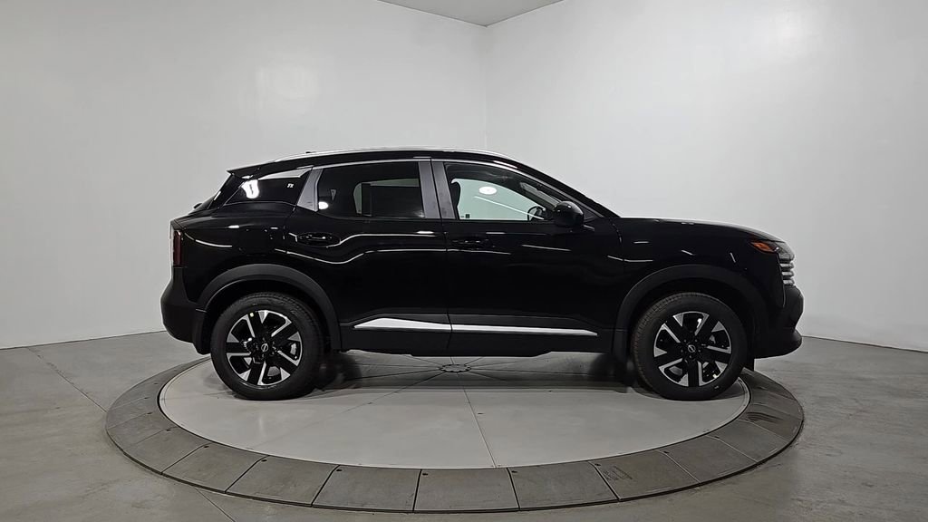 New 2026 Nissan Kicks SV image 7