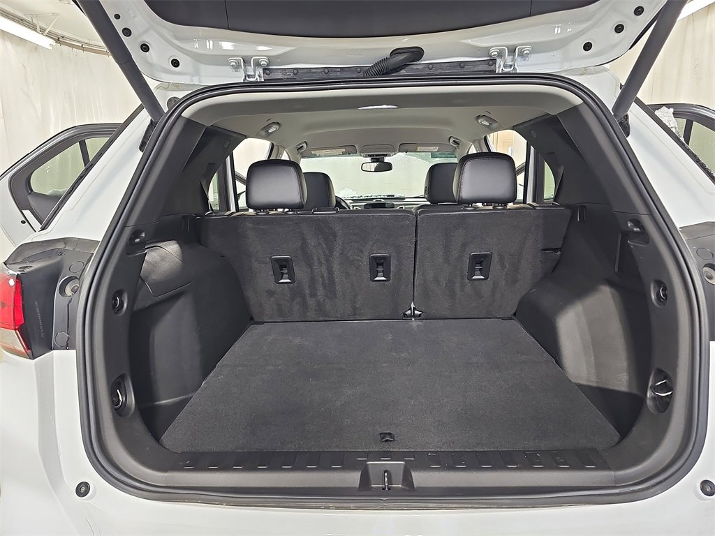 Used 2022 Chevrolet Equinox Premier image 19