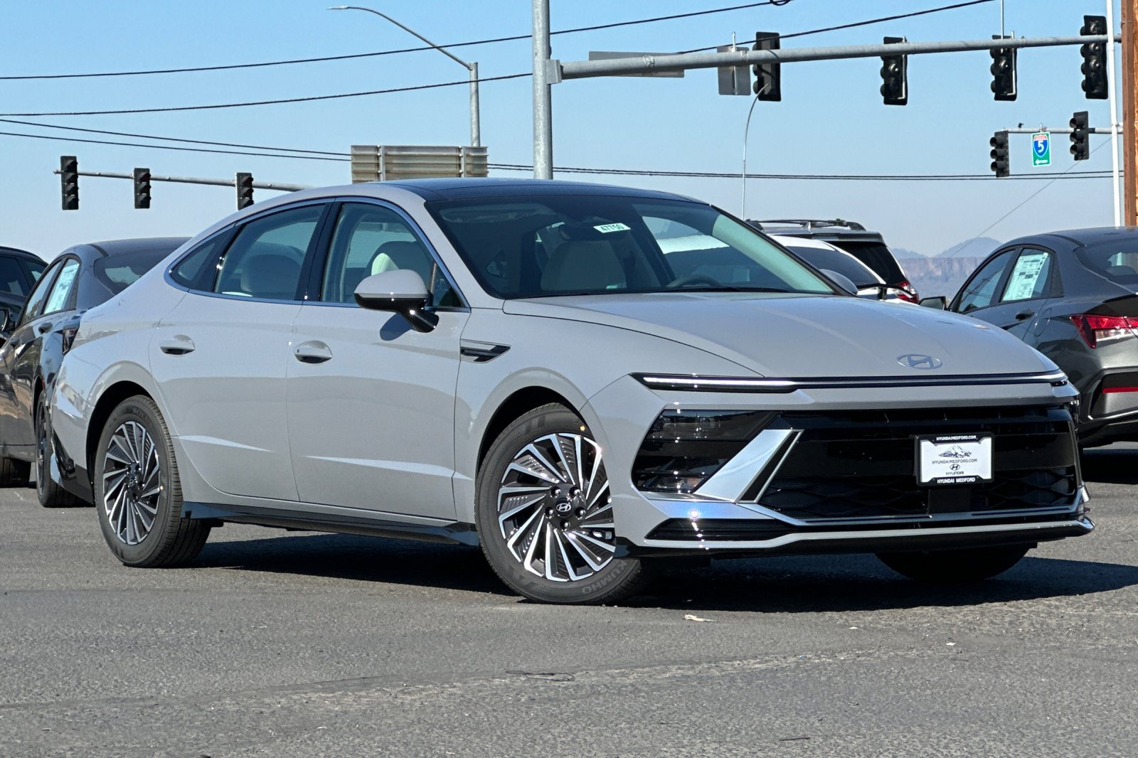 New 2027 Hyundai Sonata SEL FWD image 2