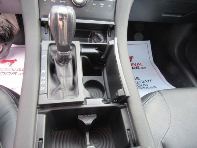 Used 2017 Ford Taurus SEL w/ Equipment Group 201A image 31