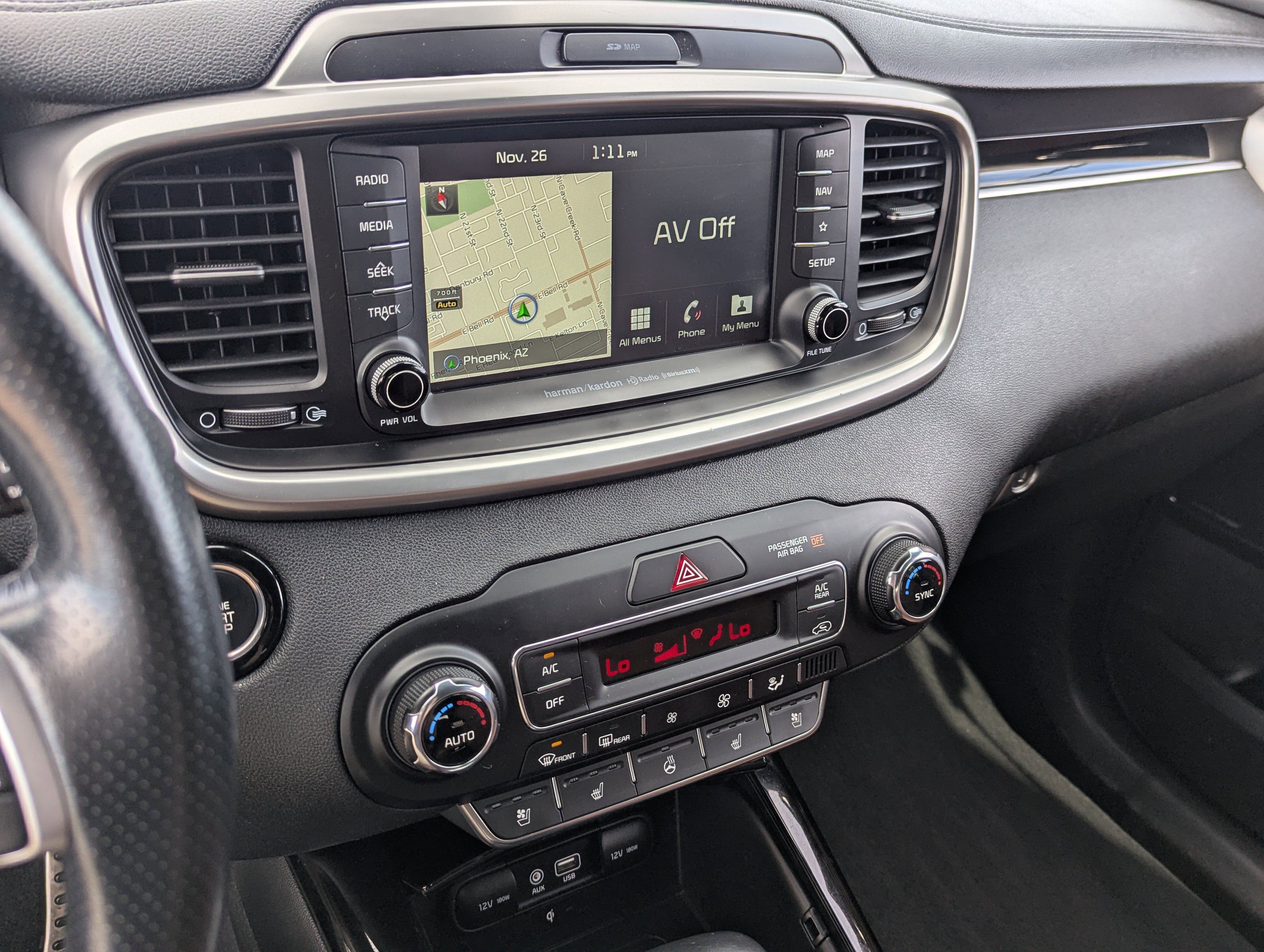 Used 2019 Kia Sorento SX image 29