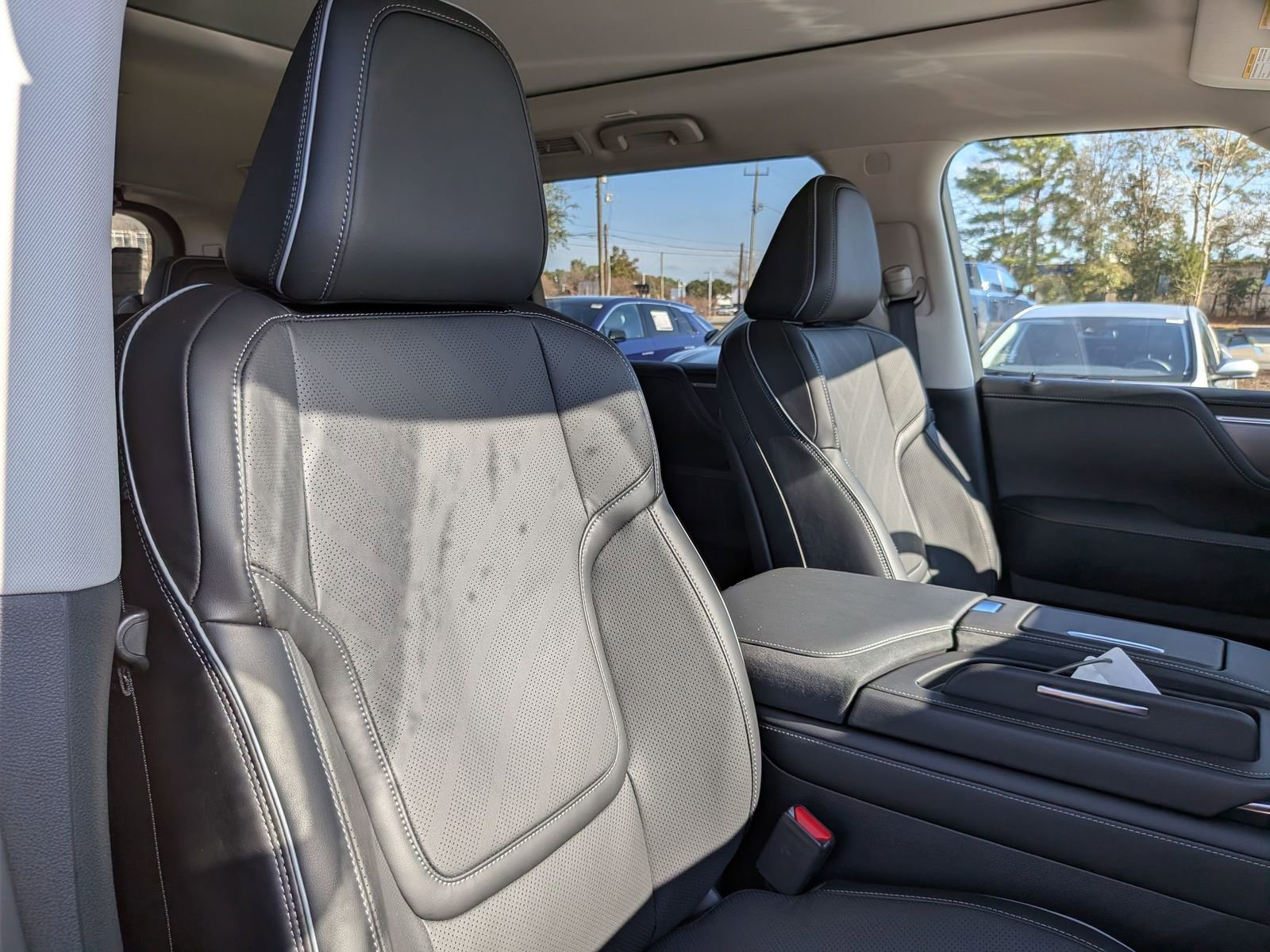 New 2026 INFINITI QX80 Luxe w/ Cargo Package image 38