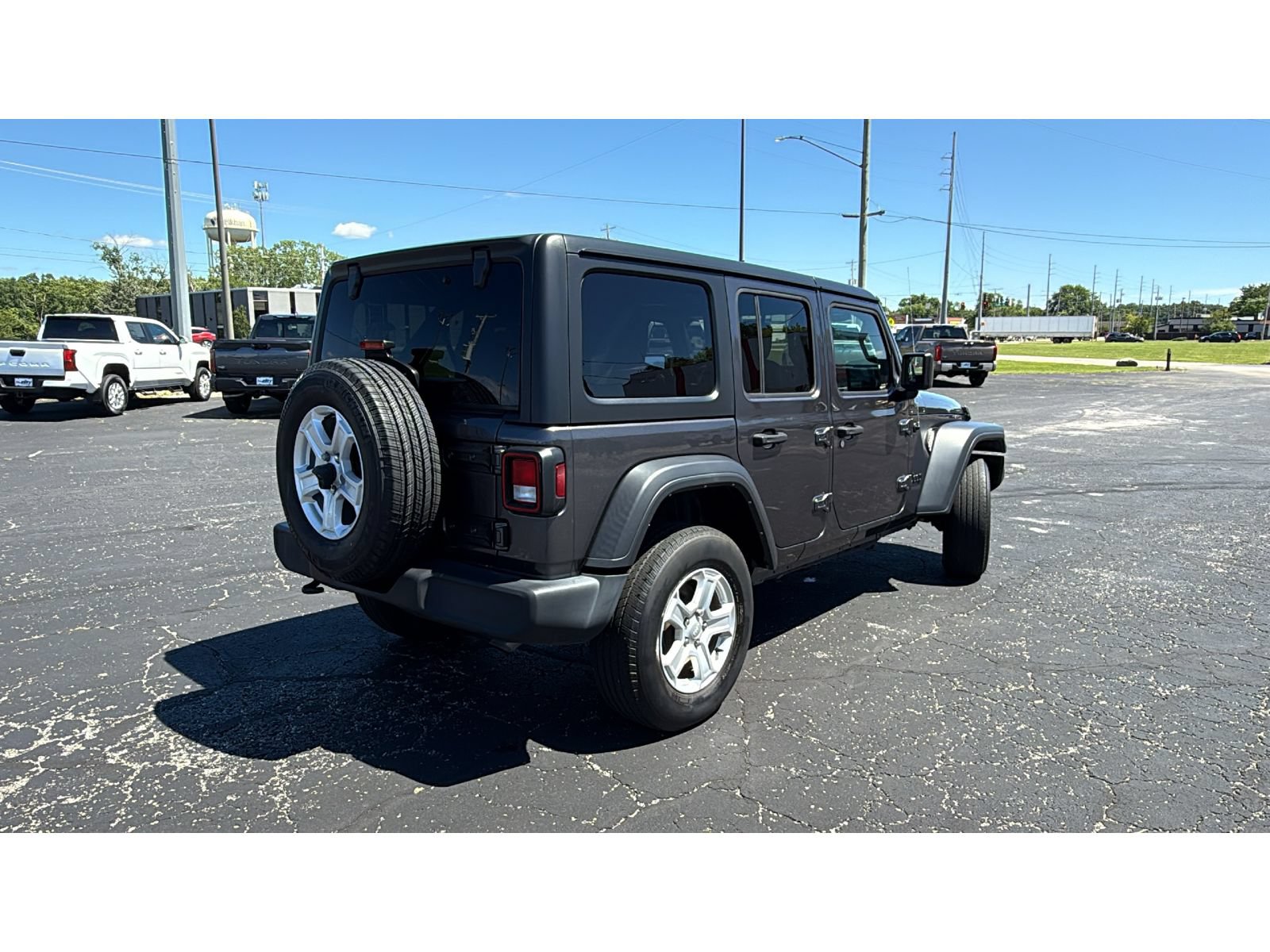 Used 2022 Jeep Wrangler Unlimited Sport AWD/4WD image 8