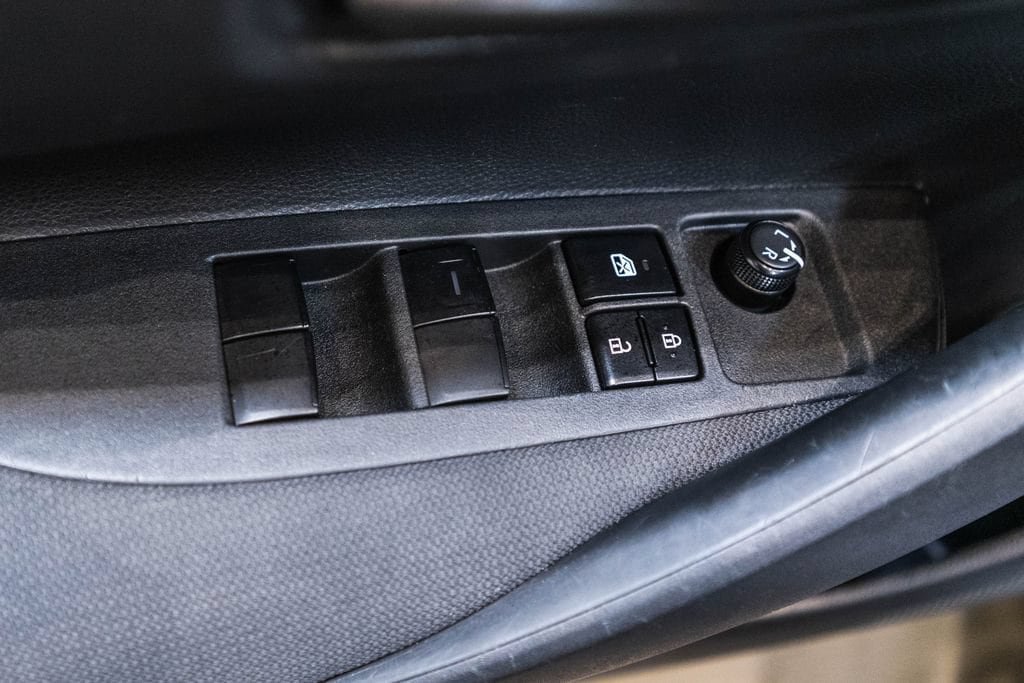 Used 2022 Toyota Corolla LE FWD image 20