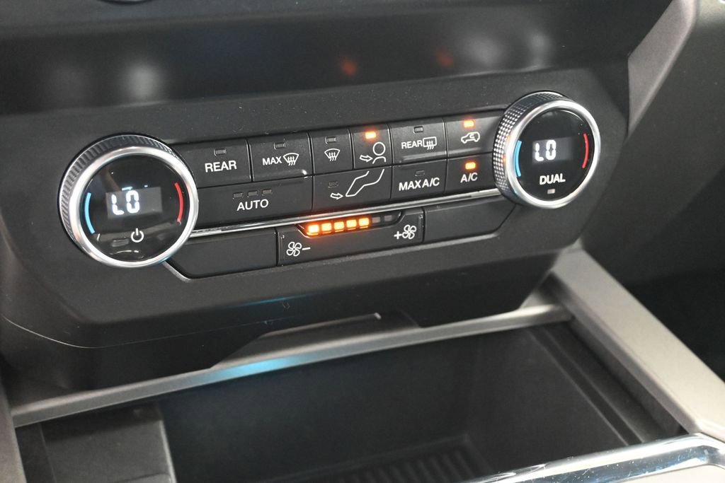 Used 2019 Ford Expedition Max XLT AWD/4WD image 28