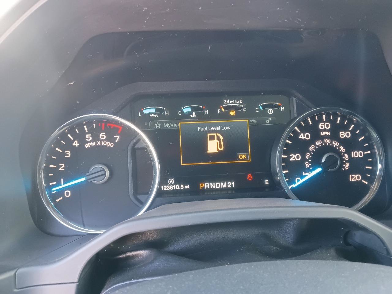 Used 2015 Ford F150 Lariat RWD image 12