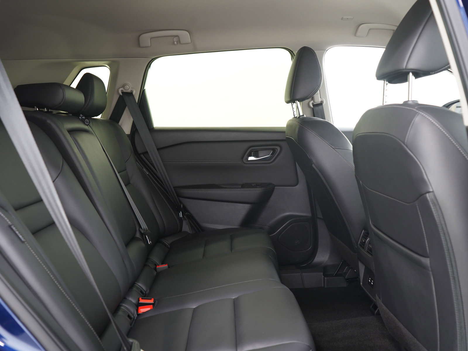 Used 2024 Nissan Rogue SL image 14