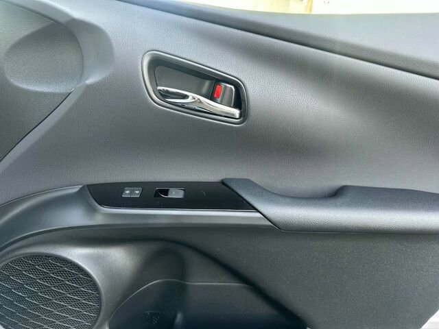 Used 2019 Toyota Prius Prime Premium image 20