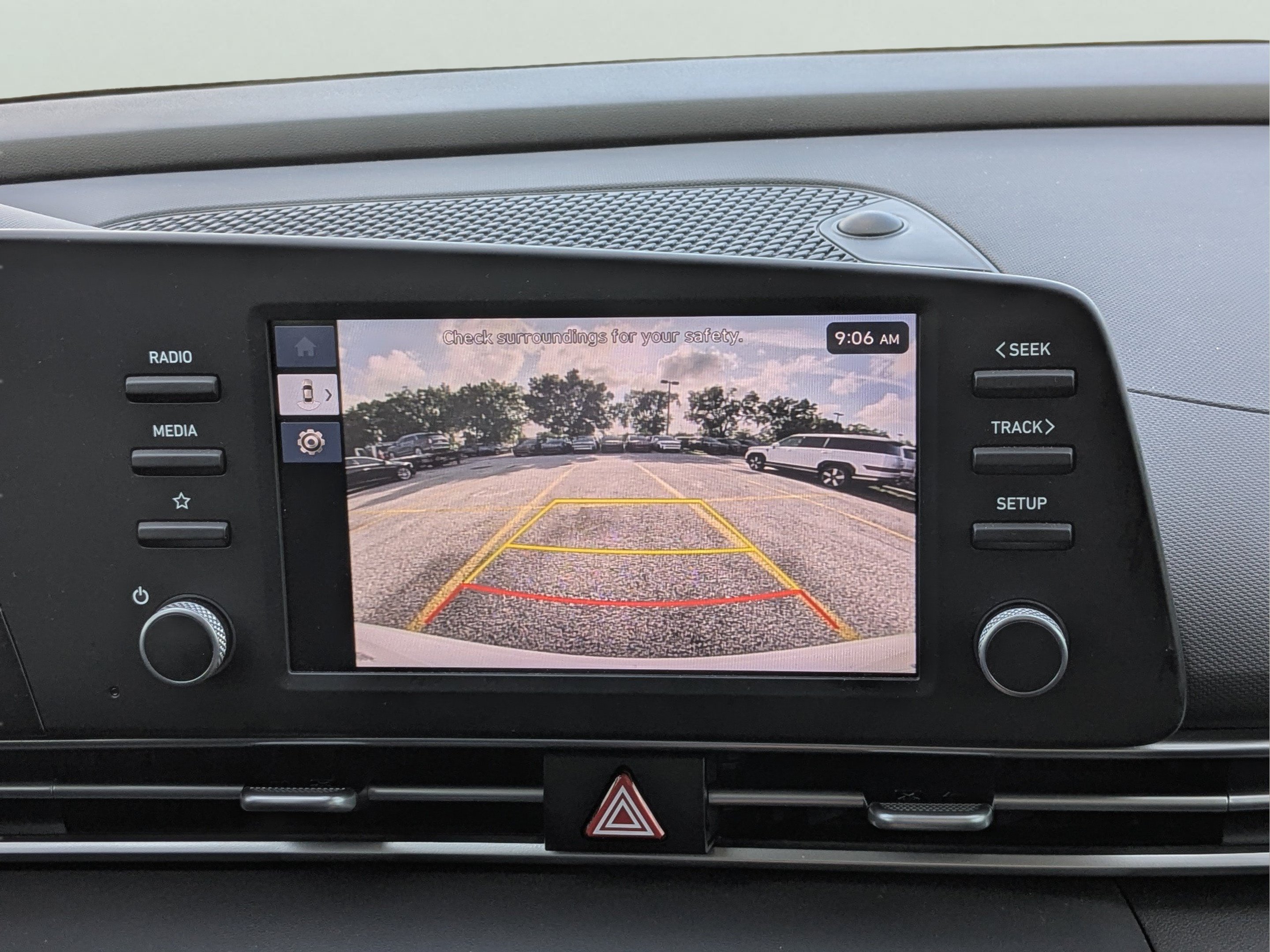 Used 2024 Hyundai Elantra SE FWD image 51