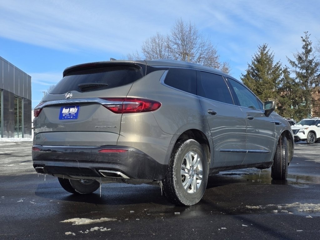 Used 2019 Buick Enclave Essence image 14