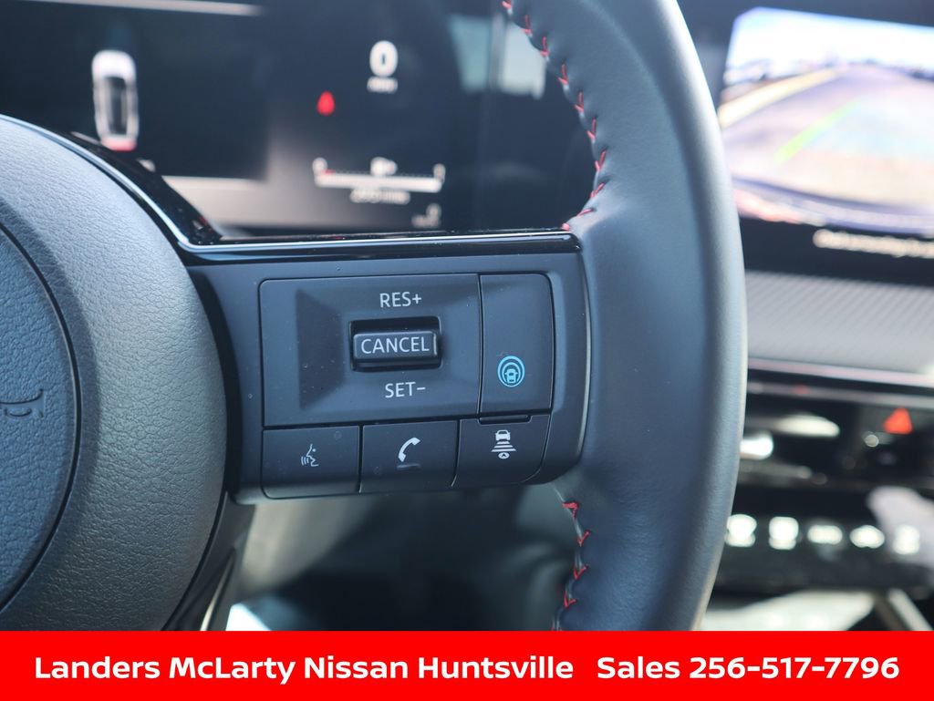 Used 2025 Nissan Kicks SR image 22