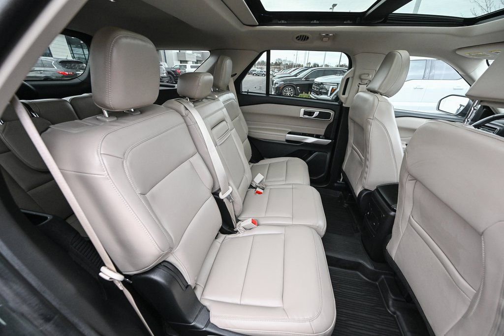 Certified 2023 Ford Explorer XLT w/ Equipment Group 202A image 29