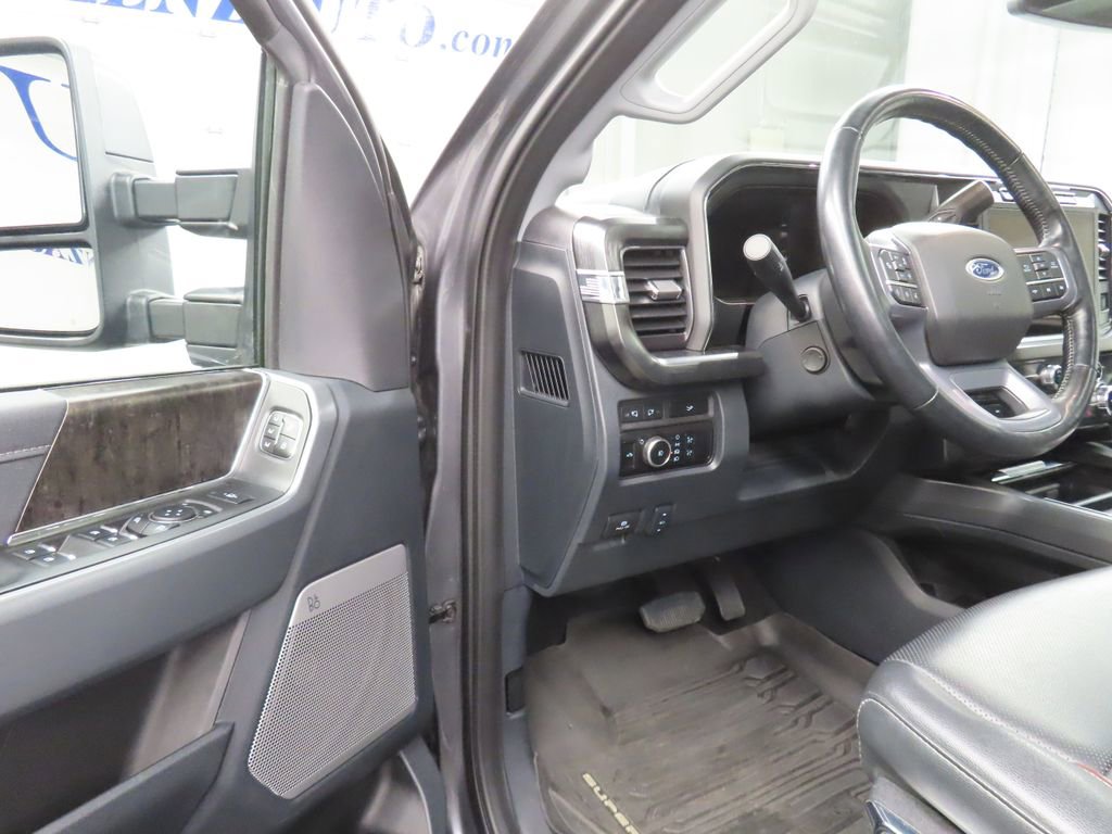 Used 2023 Ford F250 Lariat w/ Lariat Ultimate Package image 61