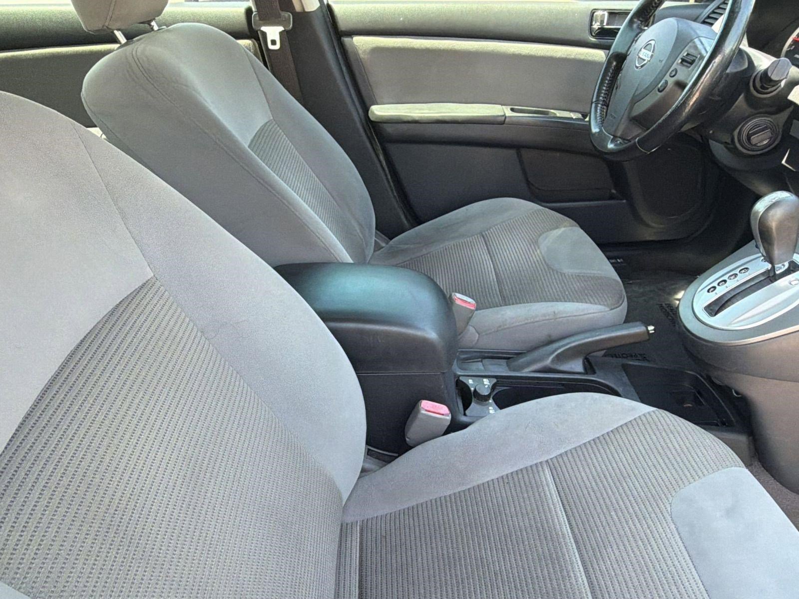 Used 2012 Nissan Sentra 2.0 SR w/ Special Edition Pkg FWD image 29