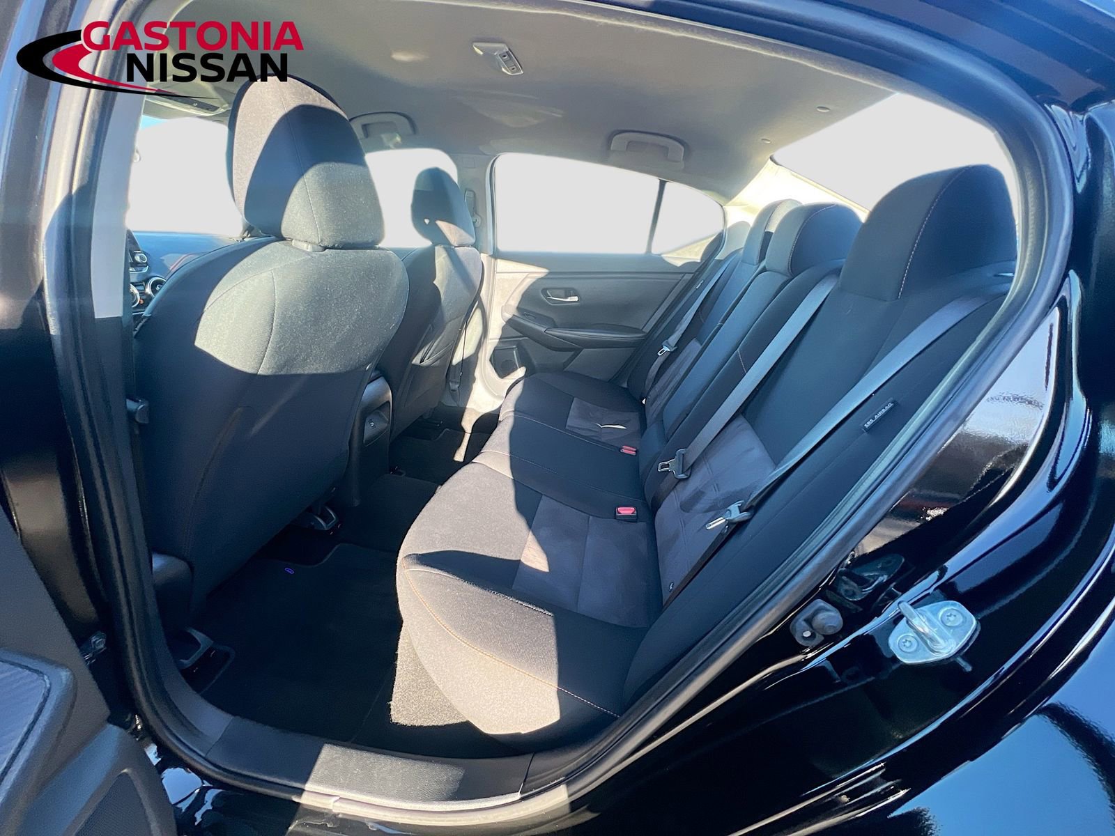 Used 2022 Nissan Sentra SR w/ Trunk Package image 31