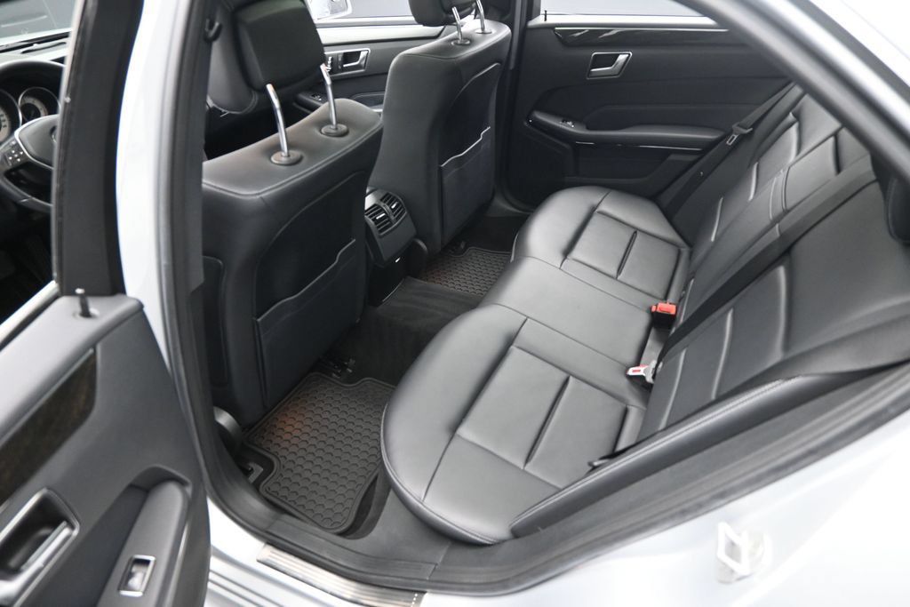 Used 2014 Mercedes-Benz E 250 BlueTEC Sedan image 14