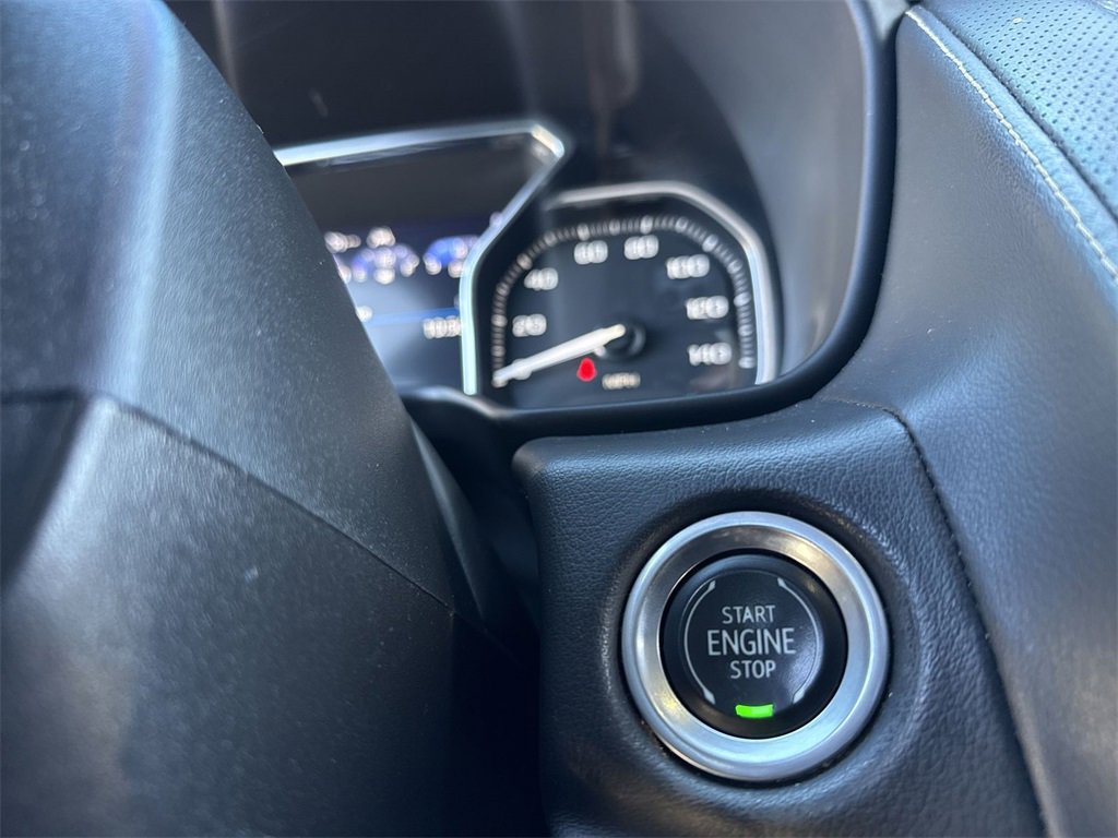 Used 2021 GMC Yukon XL SLT image 15