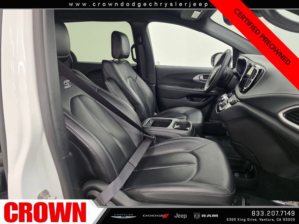 Certified 2024 Chrysler Pacifica Select image 13