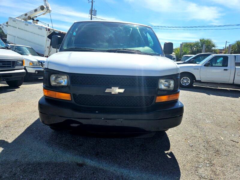 Used 2008 Chevrolet Express 1500 Passenger image 7