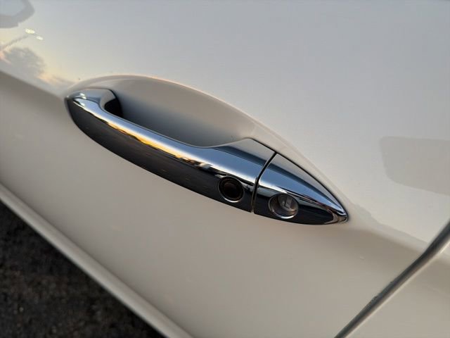 Used 2015 Honda Accord EX-L image 16