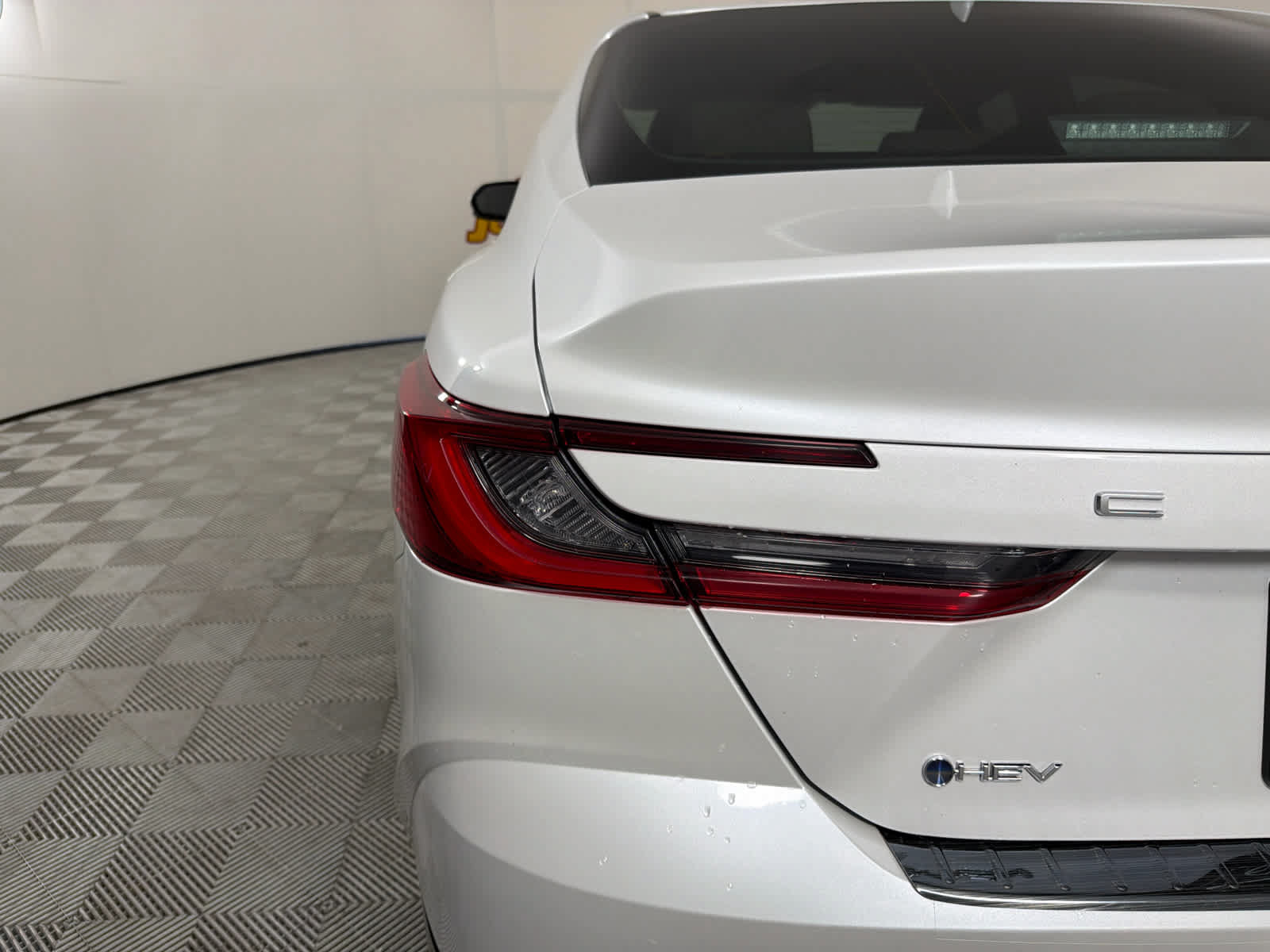Used 2025 Toyota Camry XLE FWD image 12