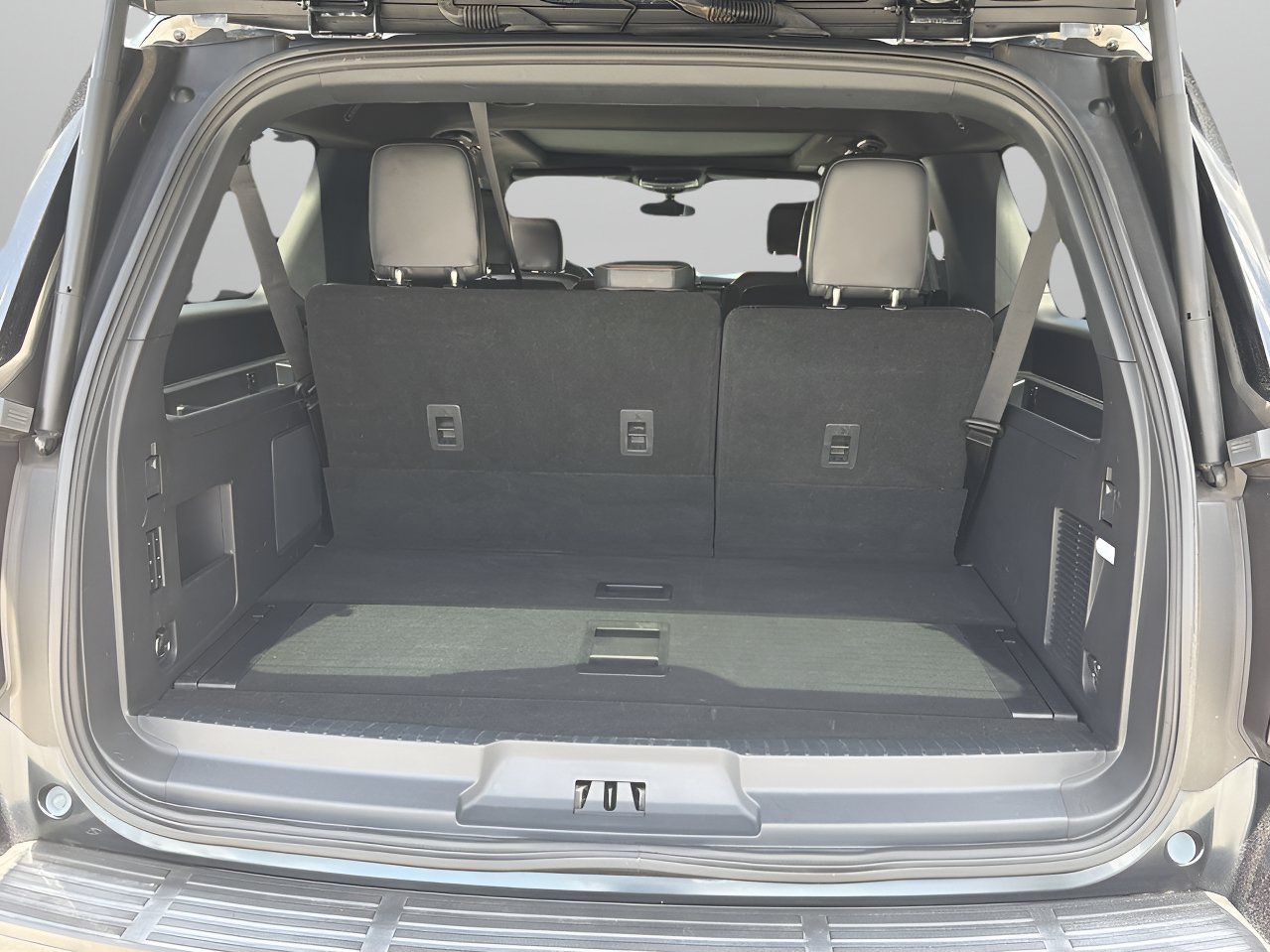 Used 2022 Ford Expedition Max Platinum RWD image 8