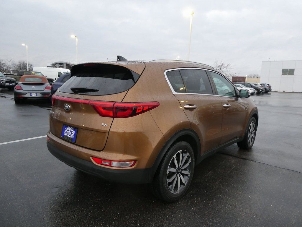Used 2017 Kia Sportage EX w/ EX Premium Package image 3