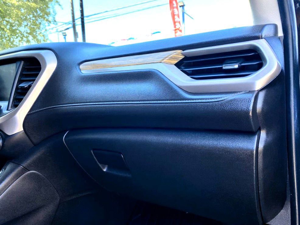 Used 2019 GMC Acadia Denali w/ Technology Package image 19