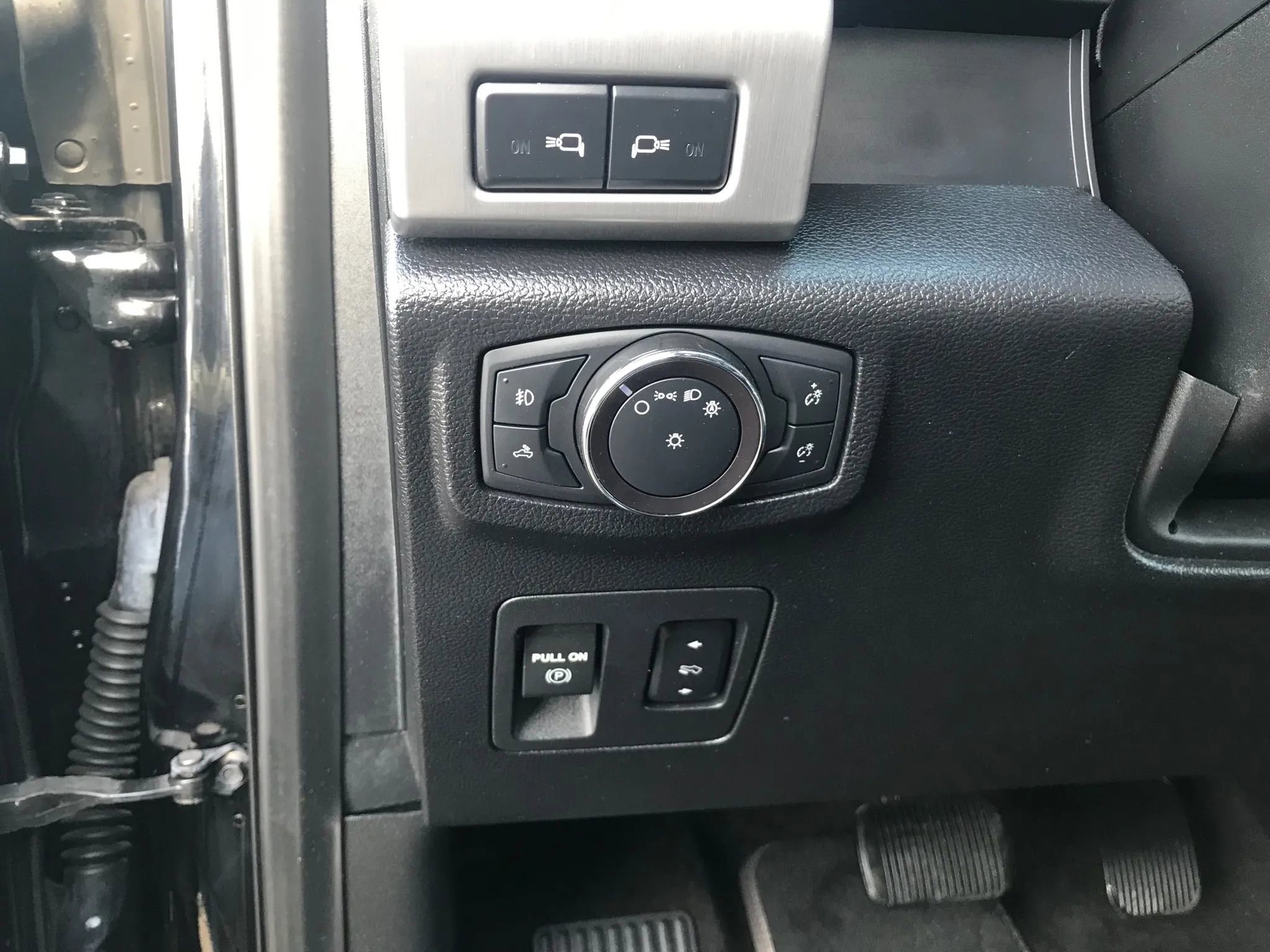 Used 2019 Ford F150 Platinum image 15