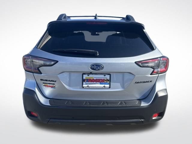 Used 2023 Subaru Outback Onyx Edition image 4