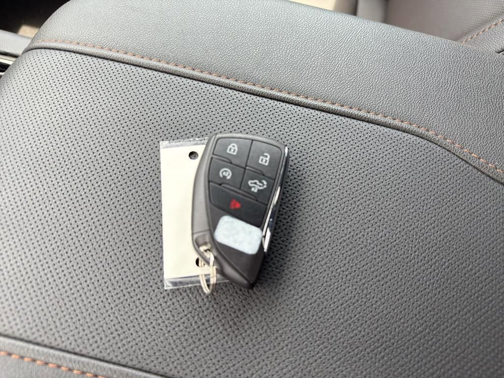 Used 2023 GMC Sierra 1500 AT4 w/ AT4 Preferred Package image 28